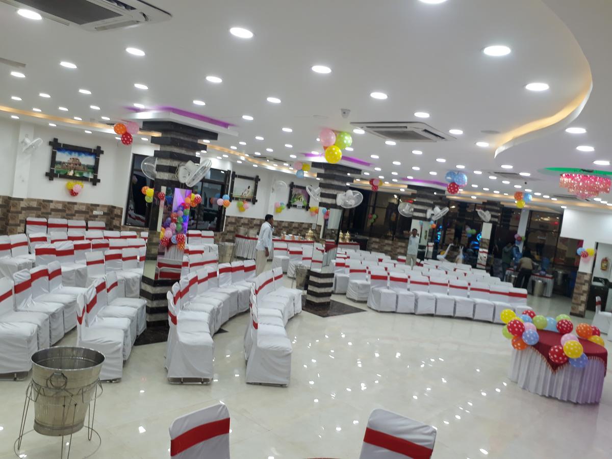 Hotel Natraj Sasaram Ngoại thất bức ảnh
